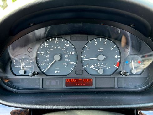 Used 2001 BMW 325Ci Convertible image 21