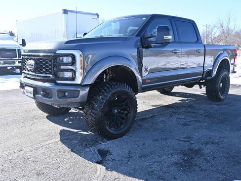 New 2026 Ford F250 Lariat w/ Black Appearance Package image 2