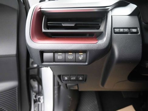 New 2026 Toyota Prius Plug-In Hybrid image 10