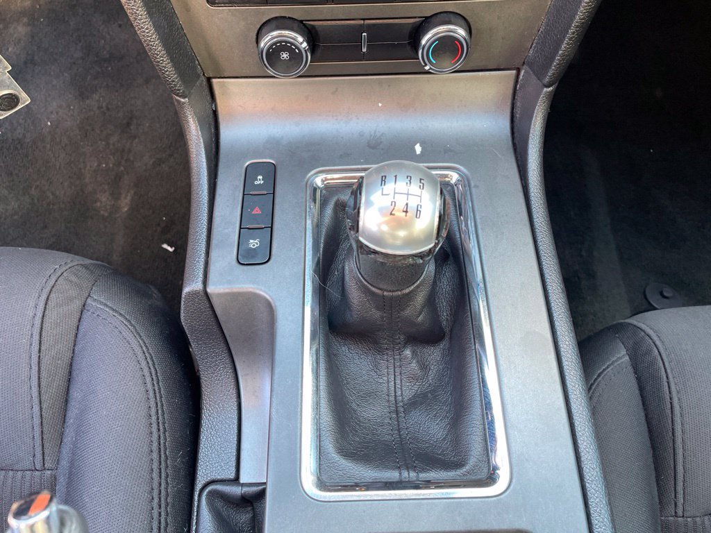 Used 2014 Ford Mustang Coupe RWD image 12
