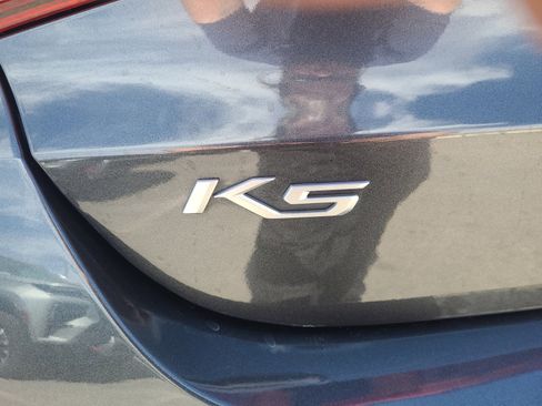 Used 2022 Kia K5 LXS image 25