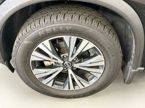 Used 2023 Nissan Rogue SV w/ SV Premium B Package AWD/4WD image 36