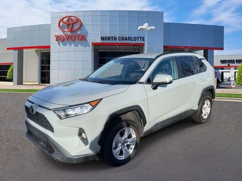 Used 2021 Toyota RAV4 XLE image 6