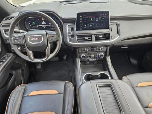 Used 2024 GMC Yukon XL AT4 w/ Technology Package AWD/4WD image 24