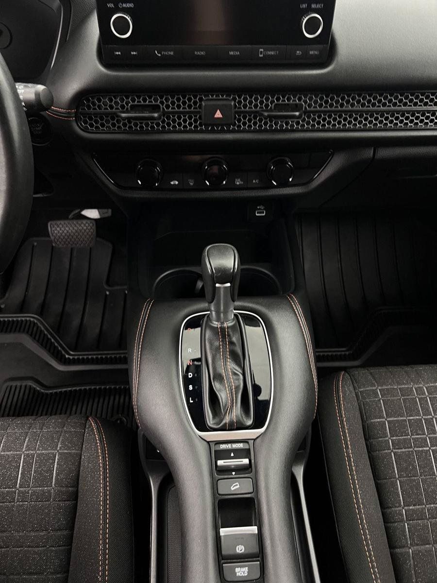 Certified 2025 Honda HR-V Sport image 7