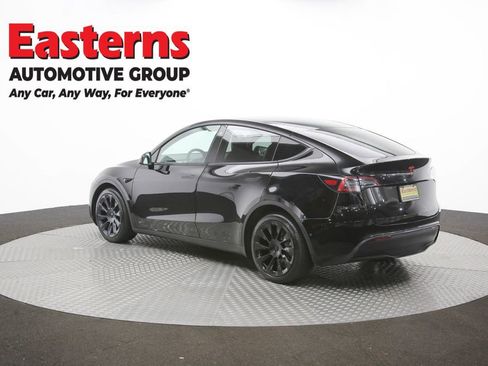 Used 2022 Tesla Model Y Long Range AWD/4WD image 57