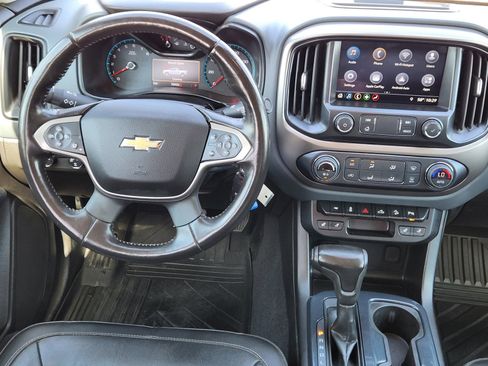 Used 2019 Chevrolet Colorado Z71 image 9