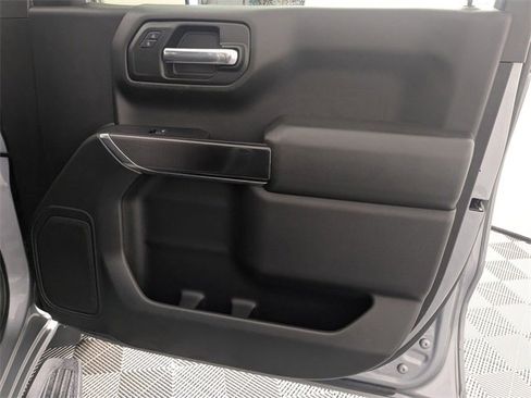 Certified 2023 Chevrolet Silverado 1500 Custom image 31