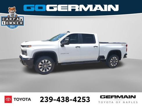 Used 2024 Chevrolet Silverado 2500 Custom w/ Custom Value Package AWD/4WD image 12