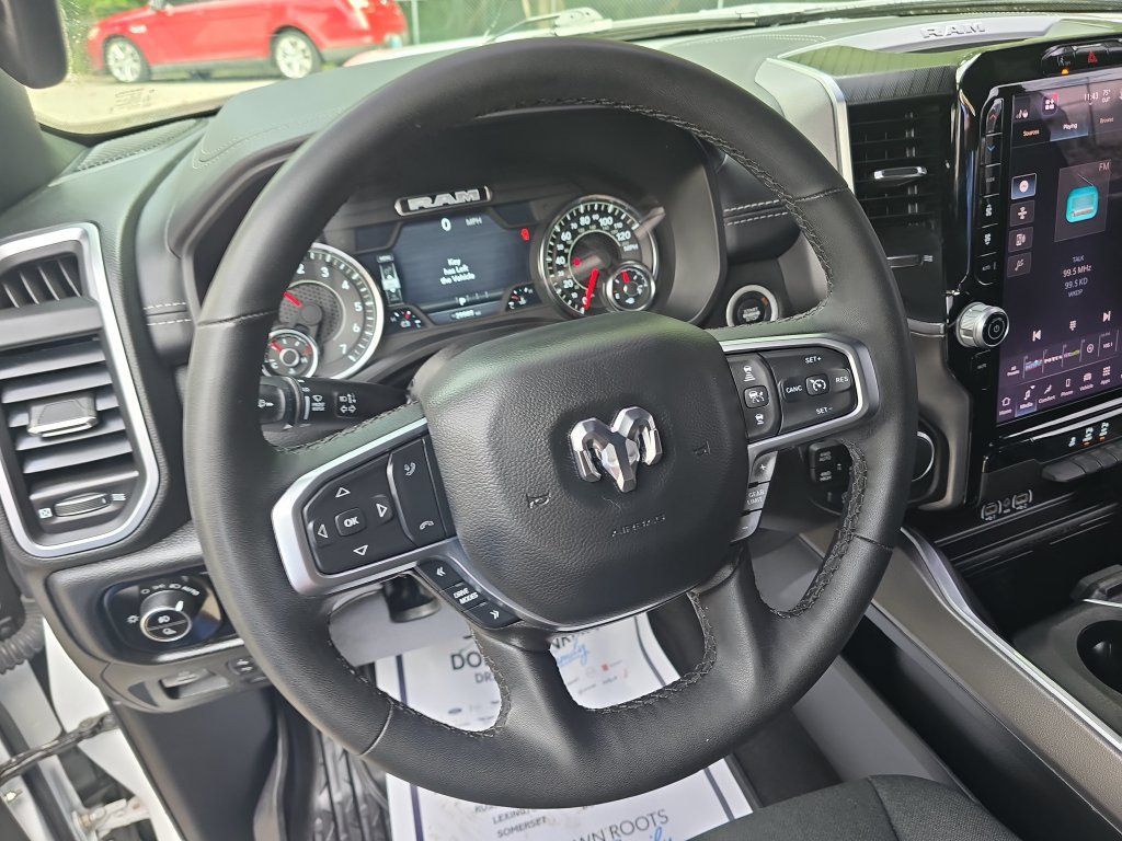 Used 2025 RAM 1500 Big Horn AWD/4WD image 18