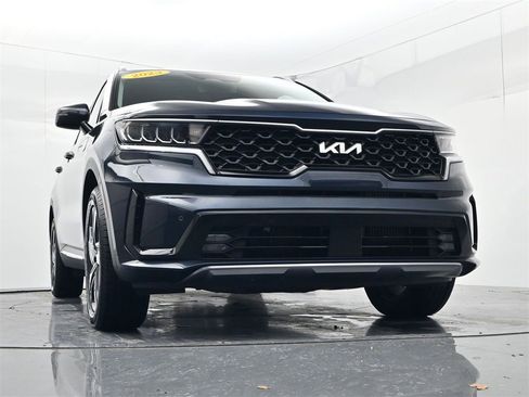 Certified 2023 Kia Sorento EX image 38