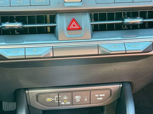 New 2025 Kia K4 GT-Line image 16