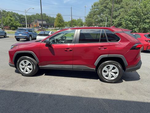 Certified 2023 Toyota RAV4 LE FWD image 7
