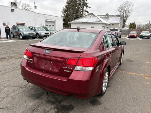 Used 2011 Subaru Legacy 2.5i Limited image 4