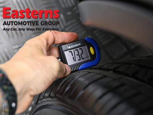 Used 2024 Buick Encore GX Preferred FWD image 24