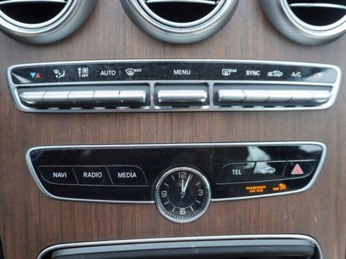 Used 2021 Mercedes-Benz C 300 4MATIC Sedan image 30