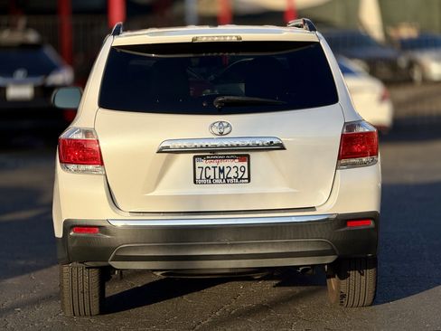 Used 2013 Toyota Highlander Limited FWD image 7