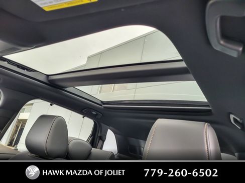 New 2025 MAZDA CX-70 Plug-In Hybrid w/ Premium Plus image 8