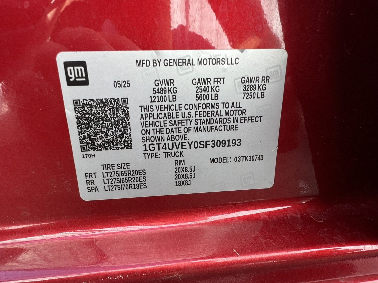 Used 2025 GMC Sierra 3500 AT4 w/ AT4 Premium Plus Package AWD/4WD image 16