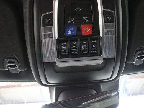Used 2024 RAM 1500 Limited AWD/4WD image 30