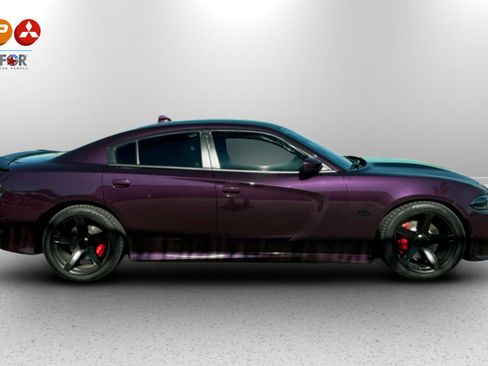 Used 2022 Dodge Charger Scat Pack w/ Plus Group image 6