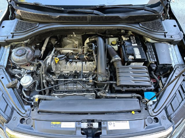 Used 2019 Volkswagen Jetta R-Line w/ R-Line Cold Weather Package FWD image 31