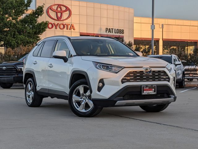 Used 2021 Toyota RAV4 Limited AWD/4WD image 2