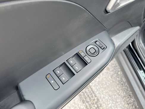 New 2026 Kia K4 LXS image 15