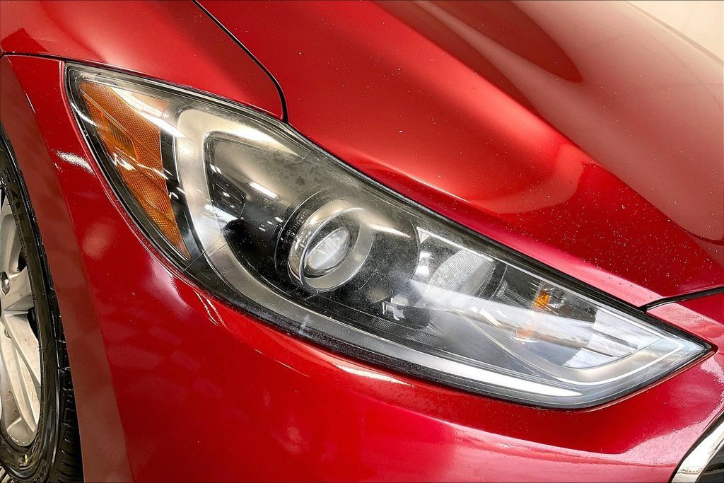 Used 2017 Hyundai Elantra Limited FWD image 26