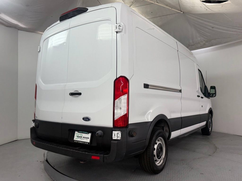 Used 2019 Ford Transit 250 148 Medium Roof RWD image 9