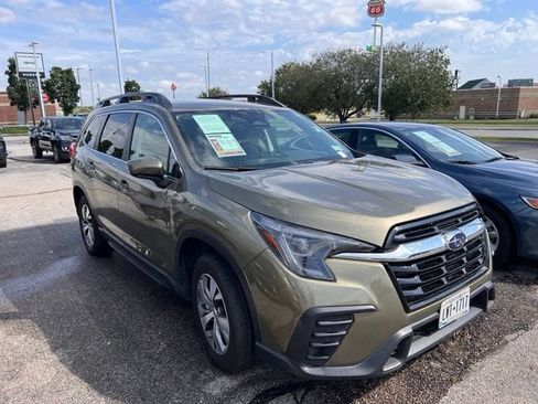 Used 2024 Subaru Ascent Premium w/ Convenience Package AWD/4WD image 1