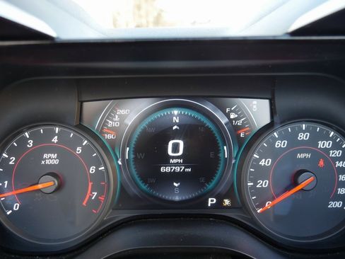 Used 2017 Chevrolet Camaro SS image 14