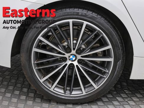 Used 2022 BMW 530i xDrive w/ Premium Package AWD/4WD image 33
