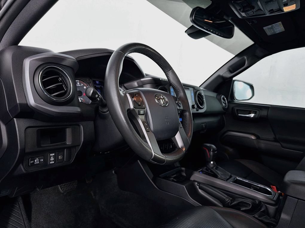 Used 2019 Toyota Tacoma TRD Pro AWD/4WD image 14