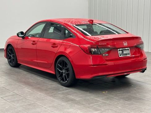 Used 2024 Honda Civic Sport image 4