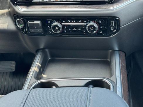 New 2026 Chevrolet Silverado 2500 LTZ w/ LTZ Plus Package AWD/4WD image 9