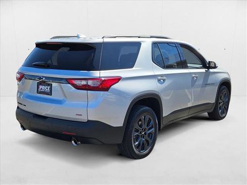 Used 2021 Chevrolet Traverse RS image 5