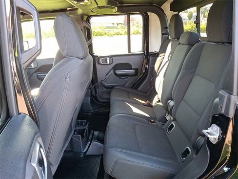 Used 2020 Jeep Gladiator Sport w/ Quick Order Package 24S image 8