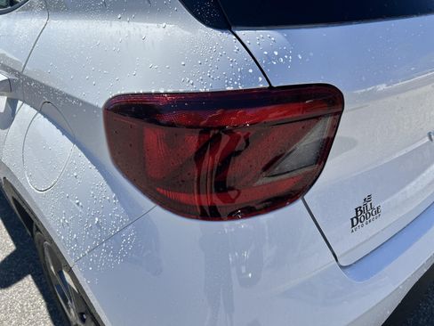 New 2026 Hyundai Venue SEL FWD image 38