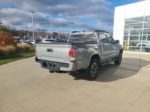 Used 2020 Toyota Tacoma TRD Sport image 7