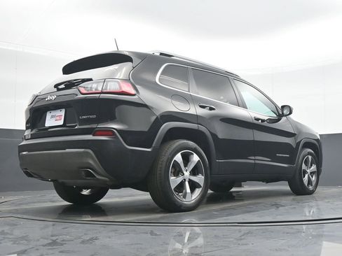 Used 2020 Jeep Cherokee Limited image 30