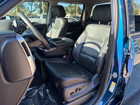 Used 2018 Chevrolet Silverado 1500 LT w/ All Star Edition image 31