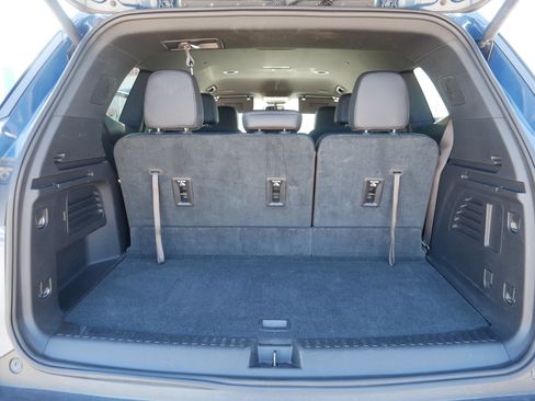 Used 2025 Buick Enclave Preferred image 18