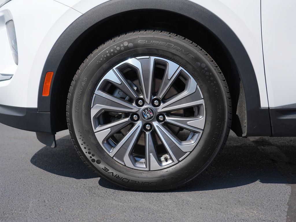 Used 2024 Buick Envision Preferred AWD/4WD image 33