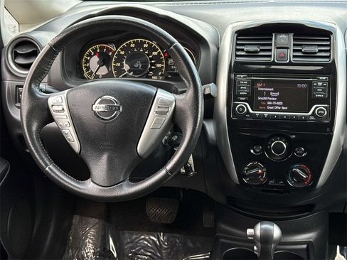 Certified 2016 Nissan Versa Note SV image 2