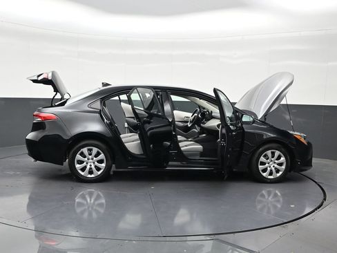 Used 2025 Toyota Corolla LE w/ Convenience Package FWD image 35