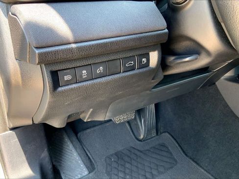 Used 2025 Toyota Camry LE FWD image 36