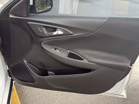 Used 2016 Chevrolet Malibu LT FWD image 21
