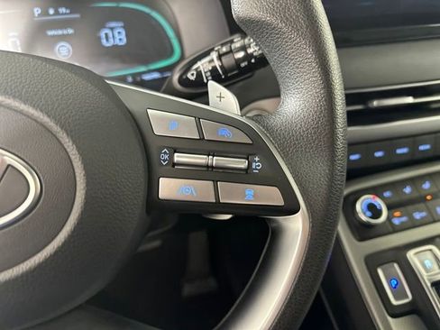 Used 2023 Hyundai Palisade SE image 16