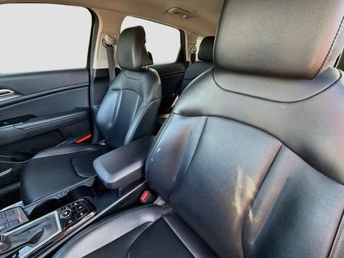 Used 2023 Kia Sportage EX FWD image 10